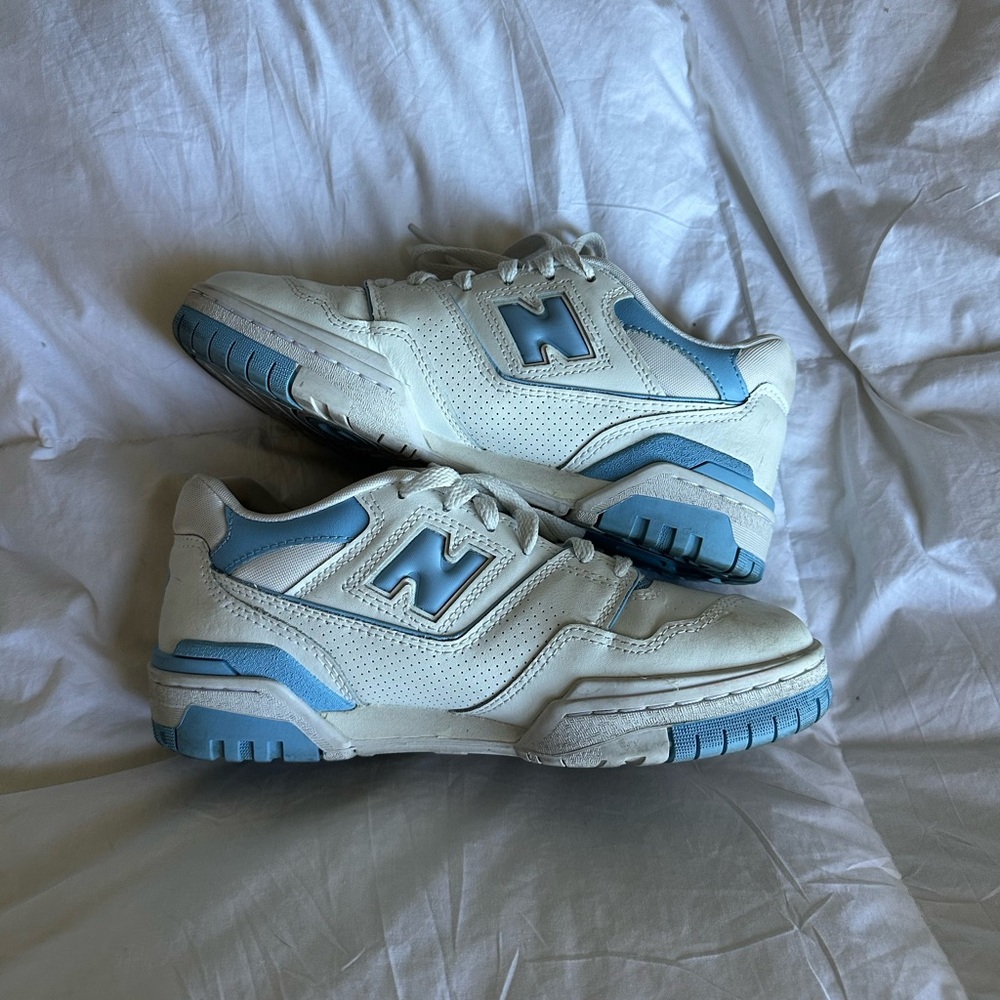 Women’s Blue New Balance 550s